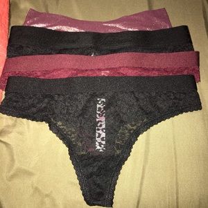 NWOT xs Victoria’s Secret thongs